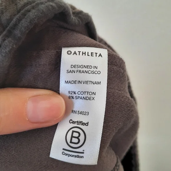 Athleta Farallon Green Camo Jogger Pants  6 2020 - Picture 8 of 9